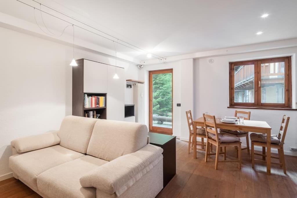 10 Min. Da Courmayeur Elegante Appartamento Pré-Saint-Didier Extérieur photo